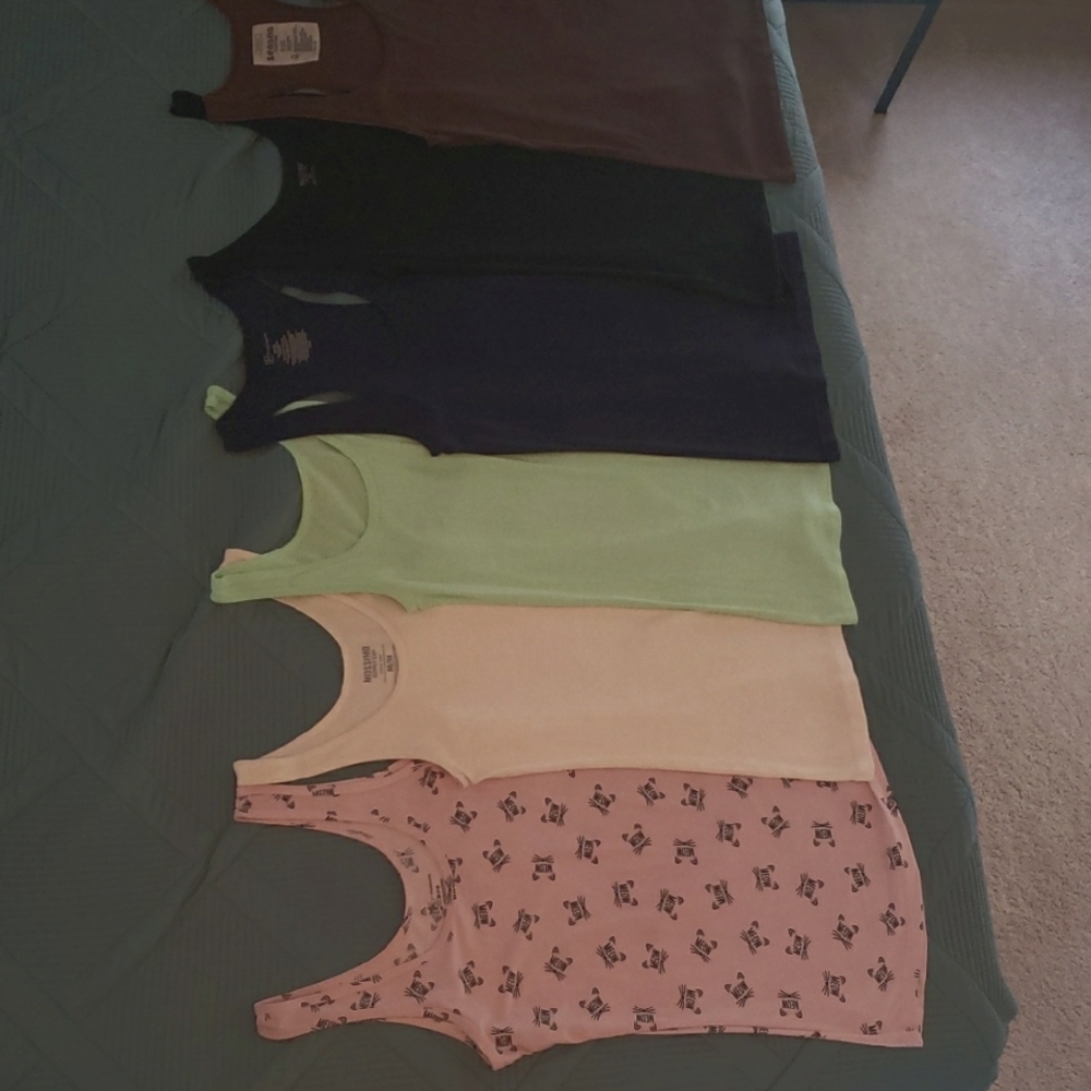 Junior's Multicolor Tank Tops - Set of 6